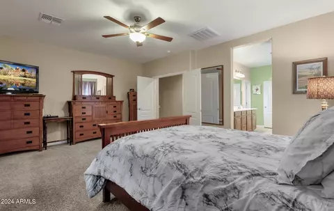 Bedroom - 1074 E Periwinkle Way, Gilbert, AZ 85297 photo 4 of 4