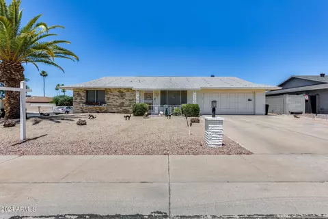 18602 N 132nd Ave, Sun City West, AZ 85375