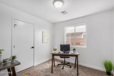 580 N Pasadena --, Mesa, AZ 85201 photo 19