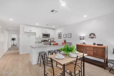 580 N Pasadena --, Mesa, AZ 85201 photo 9