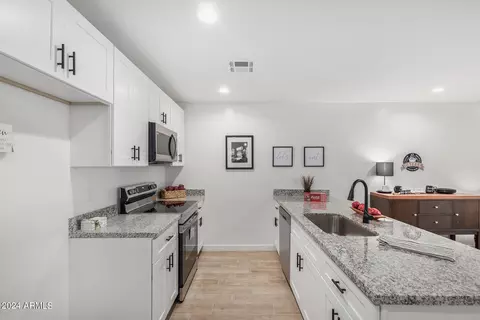 580 N Pasadena --, Mesa, AZ 85201 photo 11