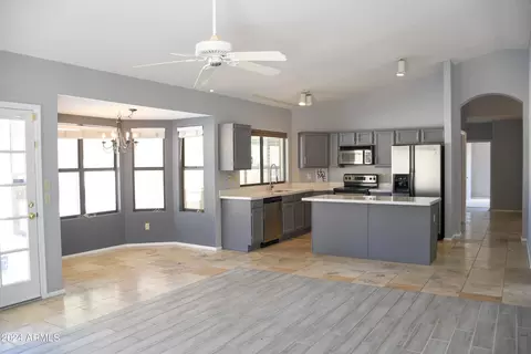 609 S Scallop Dr, Gilbert, AZ 85233 photo 10