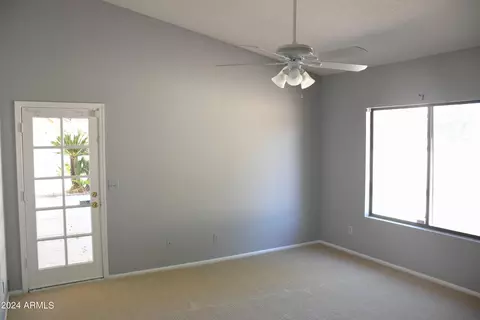 609 S Scallop Dr, Gilbert, AZ 85233 photo 14