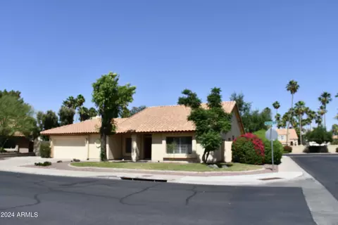 609 S Scallop Dr, Gilbert, AZ 85233 photo 2