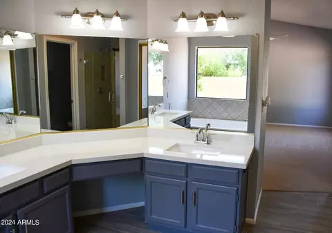609 S Scallop Dr, Gilbert, AZ 85233 photo 18
