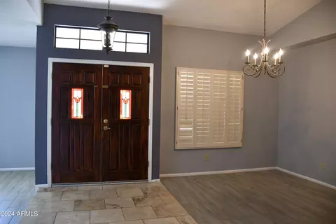 609 S Scallop Dr, Gilbert, AZ 85233 photo 4