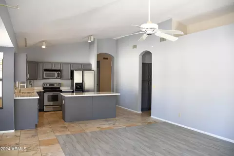 609 S Scallop Dr, Gilbert, AZ 85233 photo 11