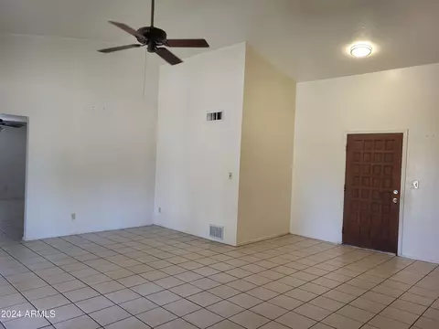 454 E Hackamore St, Mesa, AZ 85203 photo 9