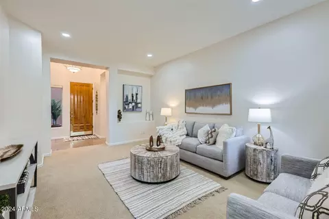 3427 E Pyrenees Pass, Phoenix, AZ 85018 photo 7