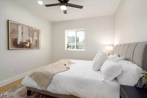 2437 E Highland Ave, Phoenix, AZ 85016 photo 22