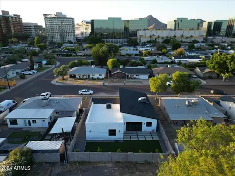 2437 E Highland Ave, Phoenix, AZ 85016 photo 30