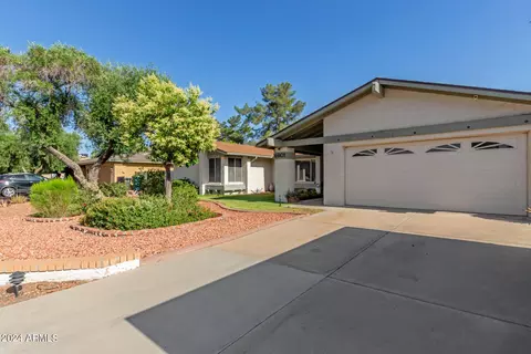 4601 W Aster Dr, Glendale, AZ 85304 photo 2