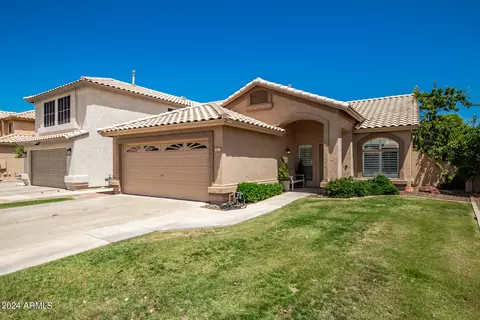 1730 E Aspen Way, Gilbert, AZ 85234 photo 2