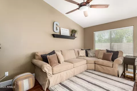 1730 E Aspen Way, Gilbert, AZ 85234 photo 13