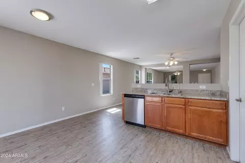 1110 E Milada Dr, Phoenix, AZ 85042 photo 19