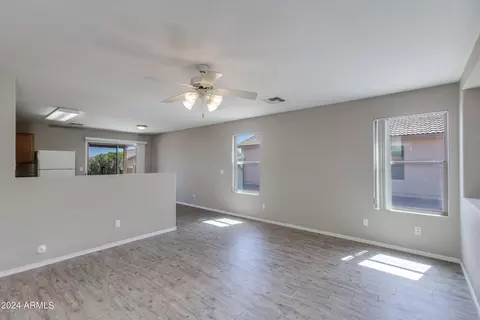 1110 E Milada Dr, Phoenix, AZ 85042 photo 10