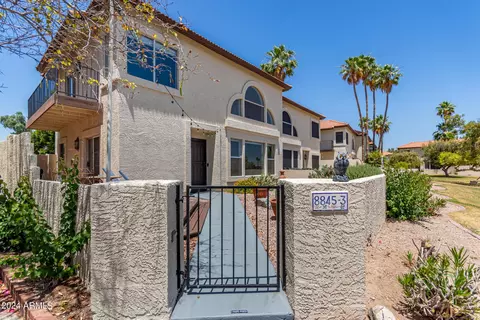 8845 S 51st St #3, Phoenix, AZ 85044