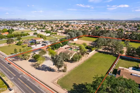 7719 W Acoma Dr, Peoria, AZ 85381