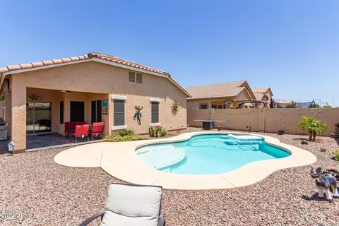 10229 W Parkway Dr, Tolleson, AZ 85353