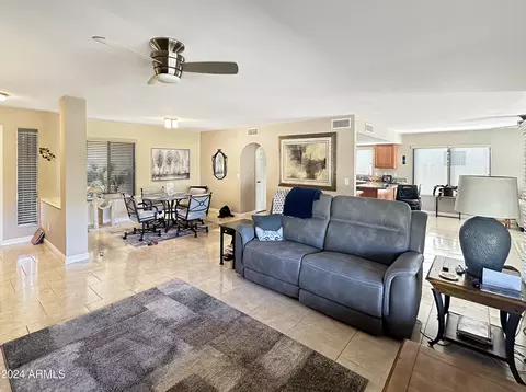 9820 W Wescott Dr, Peoria, AZ 85382