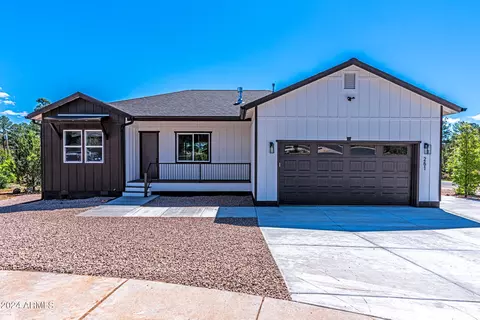261 W Owens St, Show Low, AZ 85901