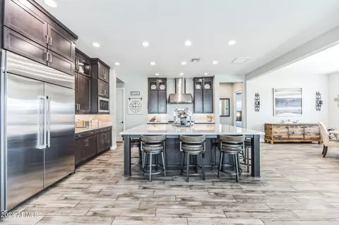 2940 E Daley Ln, Phoenix, AZ 85050 photo 2