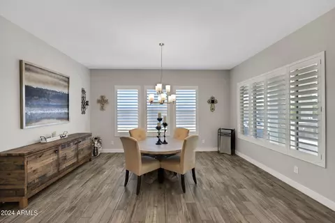 2940 E Daley Ln, Phoenix, AZ 85050 photo 6