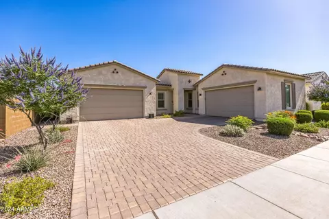 2940 E Daley Ln, Phoenix, AZ 85050