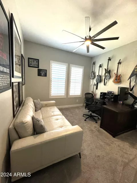 2940 E Daley Ln, Phoenix, AZ 85050 photo 26