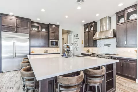 2940 E Daley Ln, Phoenix, AZ 85050 photo 4