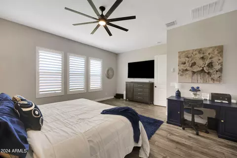 2940 E Daley Ln, Phoenix, AZ 85050 photo 16
