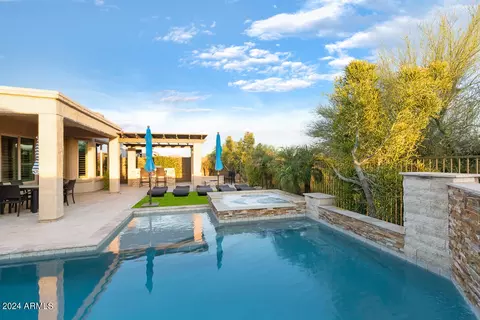 5833 E Bramble Berry Ln, Cave Creek, AZ 85331