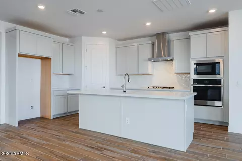5880 S Boulder St, Gilbert, AZ 85298 photo 2