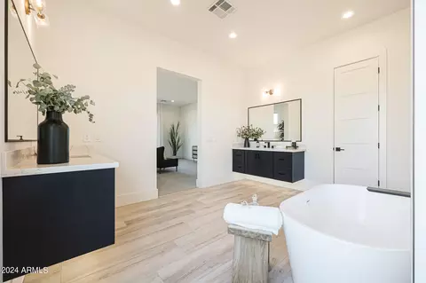 1204 E Smokehouse Trl, Phoenix, AZ 85085 photo 50