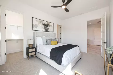 1204 E Smokehouse Trl, Phoenix, AZ 85085 photo 17