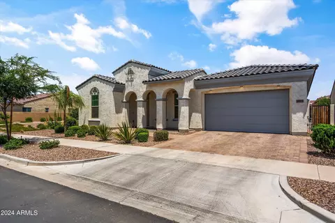 10704 E Tarragon Ave, Mesa, AZ 85212 photo 3