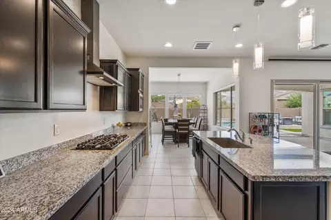 10704 E Tarragon Ave, Mesa, AZ 85212 photo 24