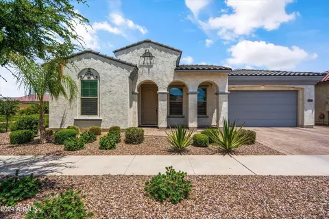 10704 E Tarragon Ave, Mesa, AZ 85212 photo 2