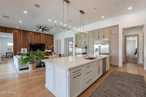 Kitchen - 1709 Everglade Ln, Gilbert, AZ 85298 photo 1 of 7
