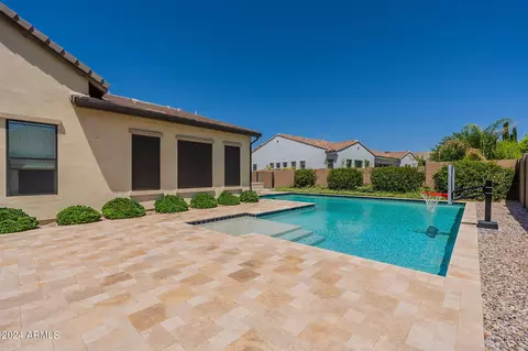 Exterior - 1709 Everglade Ln, Gilbert, AZ 85298 photo 7 of 15