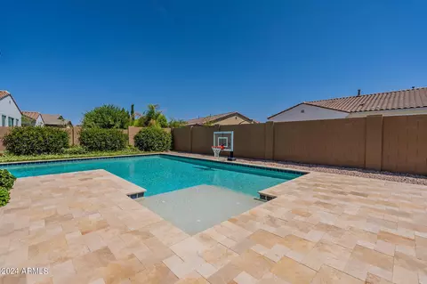 Exterior - 1709 Everglade Ln, Gilbert, AZ 85298 photo 11 of 15