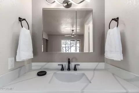 3355 W Juniper Ave, Phoenix, AZ 85053 photo 13