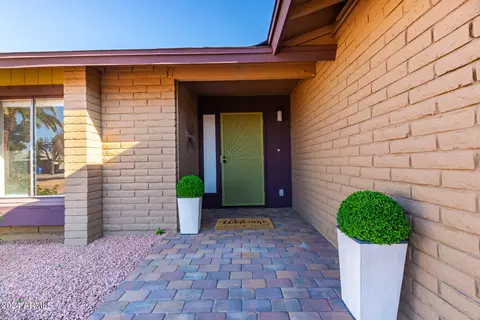 3355 W Juniper Ave, Phoenix, AZ 85053 photo 2