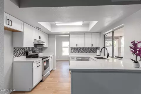 3355 W Juniper Ave, Phoenix, AZ 85053 photo 7