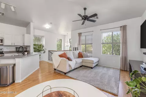 110 W Laurel Ct, Gilbert, AZ 85233 photo 7