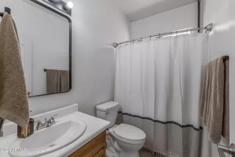 110 W Laurel Ct, Gilbert, AZ 85233 photo 16