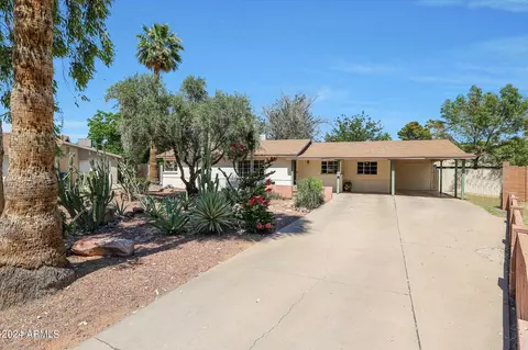 Exterior - 5535 N 11th St, Phoenix, AZ 85014 photo 2 of 10