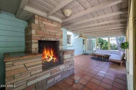 Exterior - 5535 N 11th St, Phoenix, AZ 85014 photo 7 of 10