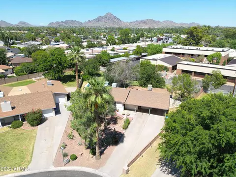 View/Area - 5535 N 11th St, Phoenix, AZ 85014 photo 4 of 4