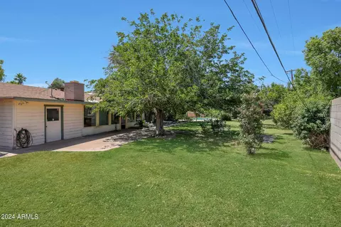 Exterior - 5535 N 11th St, Phoenix, AZ 85014 photo 4 of 10